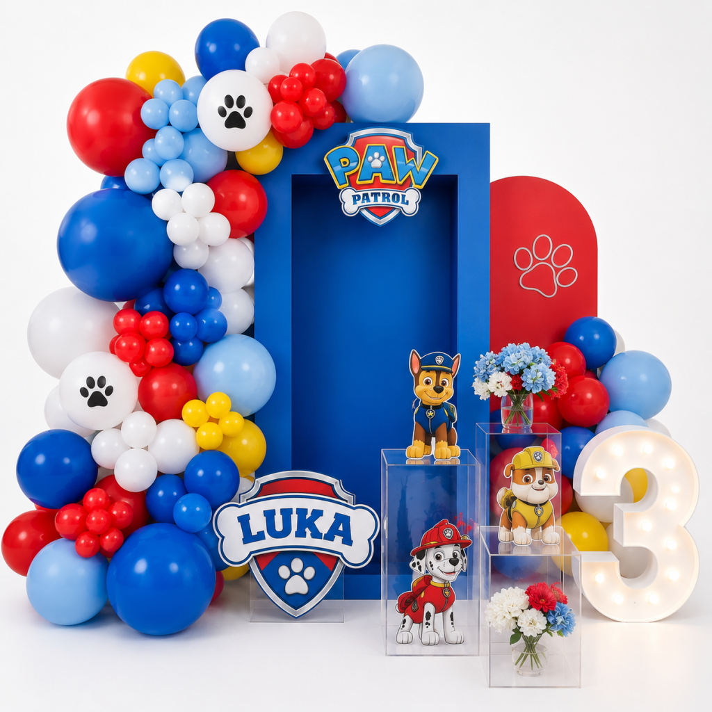 Paw Patrol rojstnodnevna dekoracija z možnostjo personalizacije in balonskimi postavitvami.